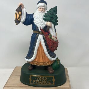 Grandeur Noel 1982 France Santa of the World Hand Painted Porcelain Collectible